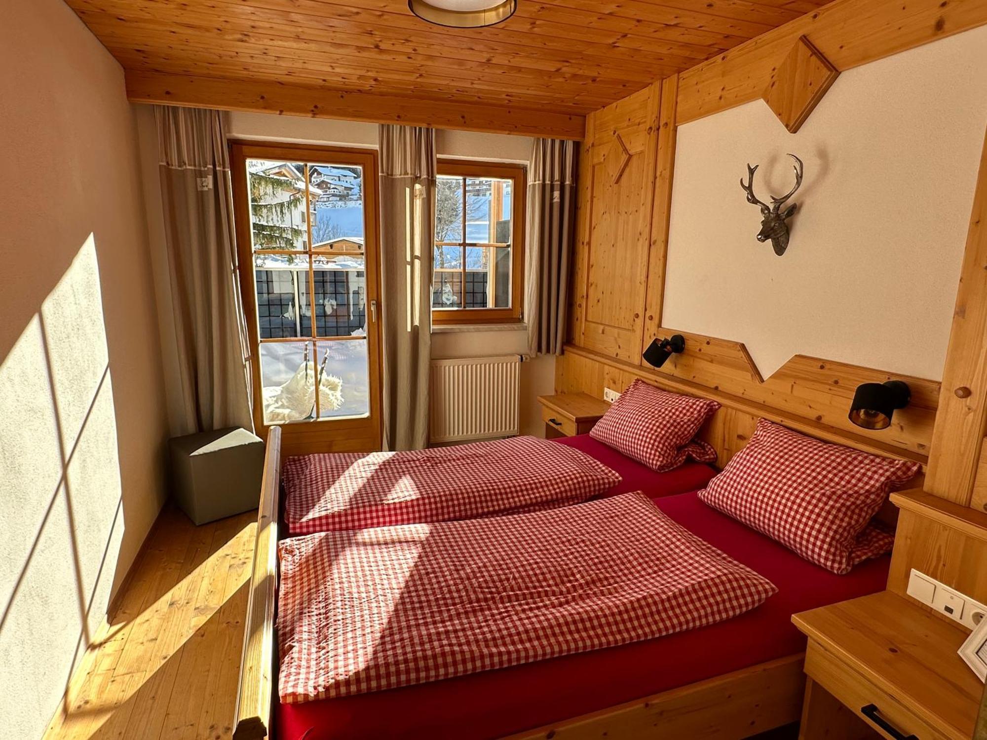 Appartement Tiroliving à Berwang Extérieur photo