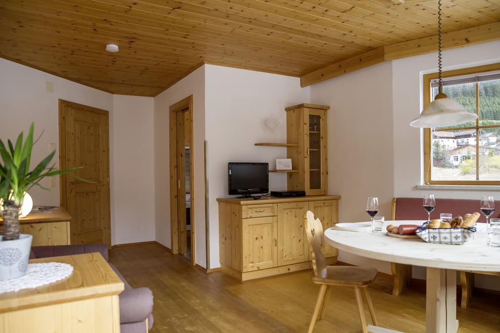 Appartement Tiroliving à Berwang Extérieur photo